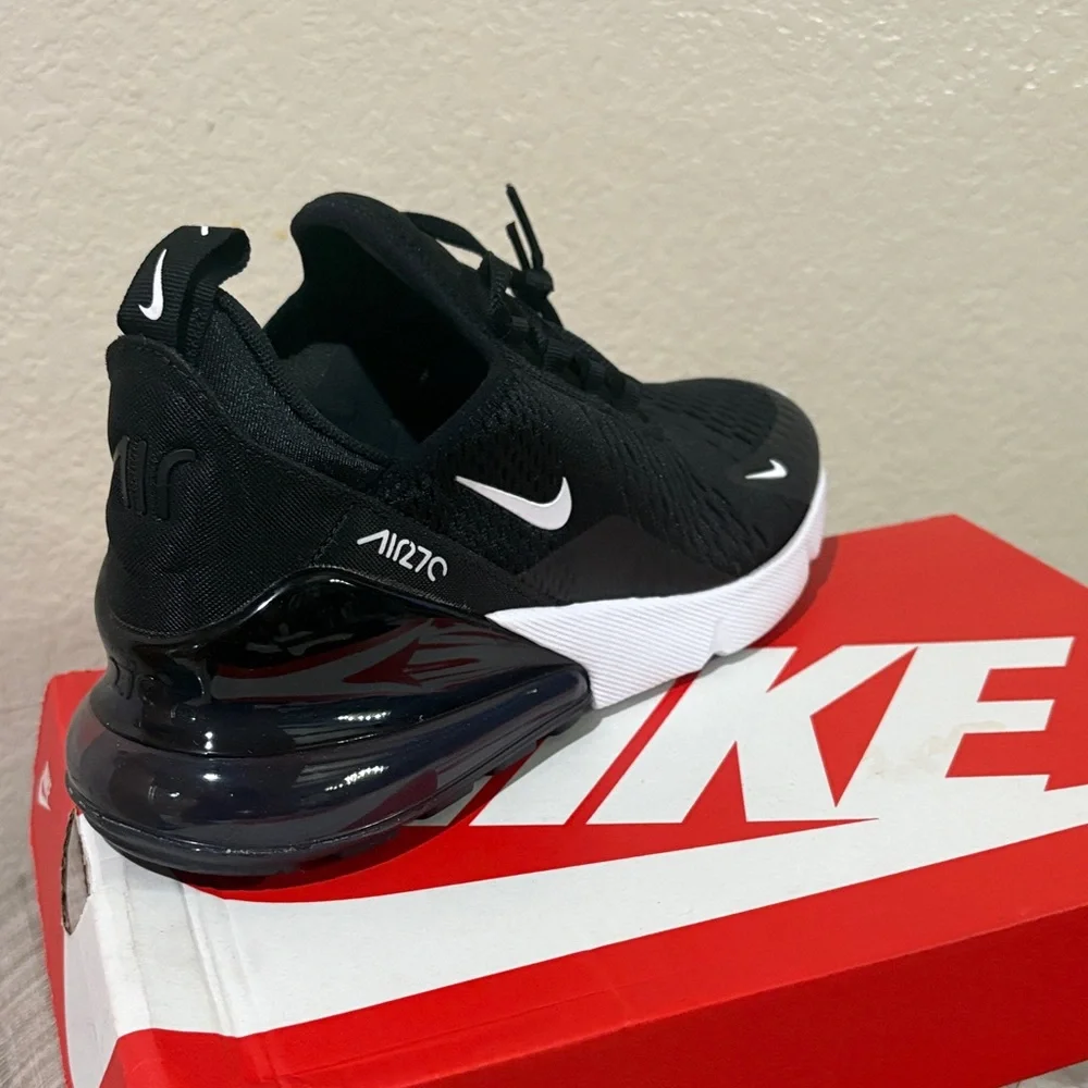 Nike Air Max 270 Black White Red Running Shoes - Picture 3 of 5